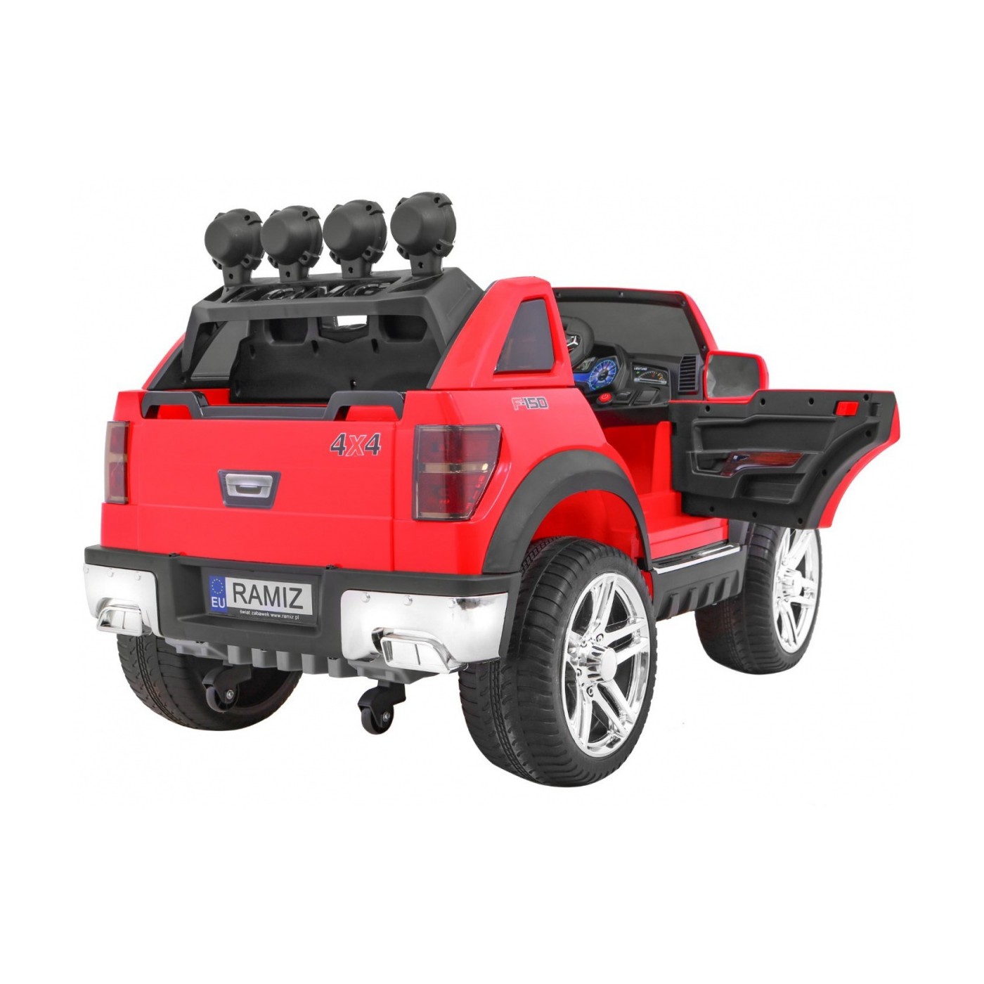 DLOUHÉ červené auto