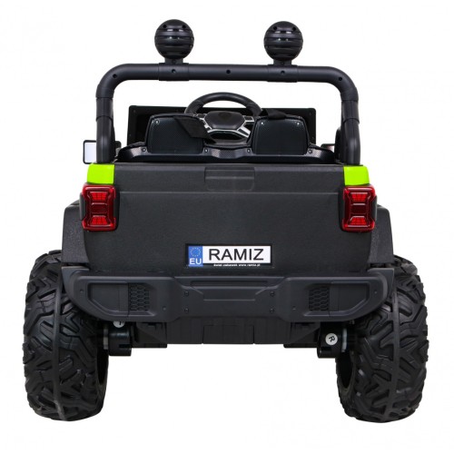 Vehicle Master Of Terain zelená