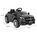 Mercedes AMG GLA-45 vozidlo černé