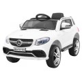 Mercedes AMG GLE 63 AMG vozidlo bílá