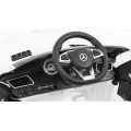 Mercedes AMG GLE 63 AMG vozidlo bílá