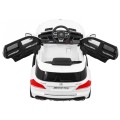 Mercedes AMG GLE 63 AMG vozidlo bílá