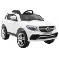 Mercedes AMG GLE 63 AMG vozidlo bílá
