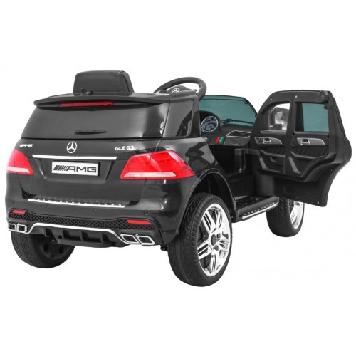 Mercedes AMG GLE 63 AMG vozidlo černé