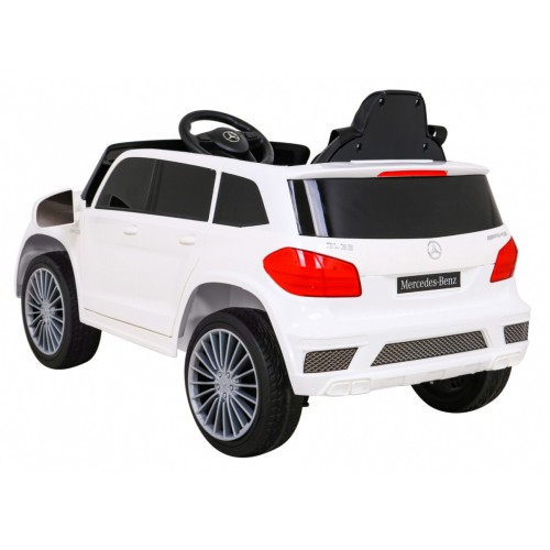 Vozidlo Mercedes Benz třídy GL bílé