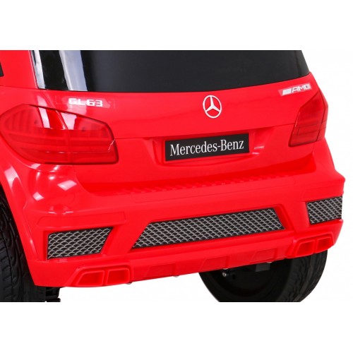 Mercedes Benz třídy GL červený