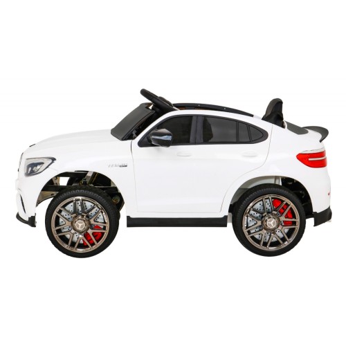 Mercedes Benz GLC63S Vozidlo Bílá