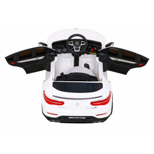 Mercedes Benz GLC63S Vozidlo Bílá