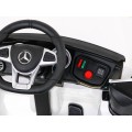 Mercedes Benz GLC63S Vozidlo Bílá