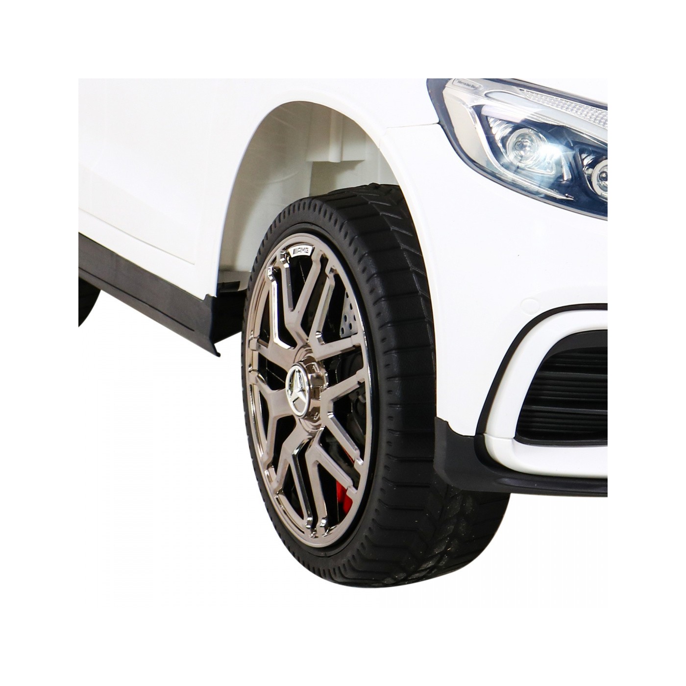 Mercedes Benz GLC63S Vozidlo Bílá