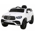 Vozidlo Mercedes BENZ třídy M bílé