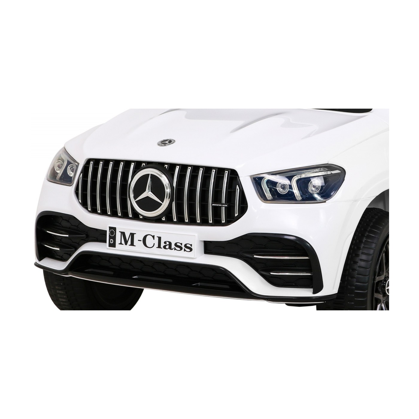 Vozidlo Mercedes BENZ třídy M bílé