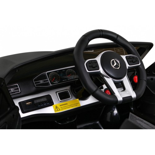 Mercedes BENZ Třída M černá