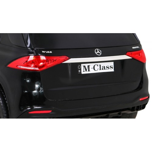 Mercedes BENZ Třída M černá