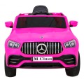 Růžový Mercedes BENZ třídy M