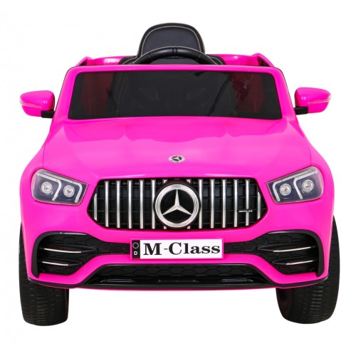 Růžový Mercedes BENZ třídy M