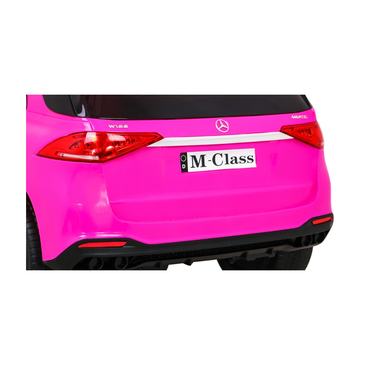 Růžový Mercedes BENZ třídy M