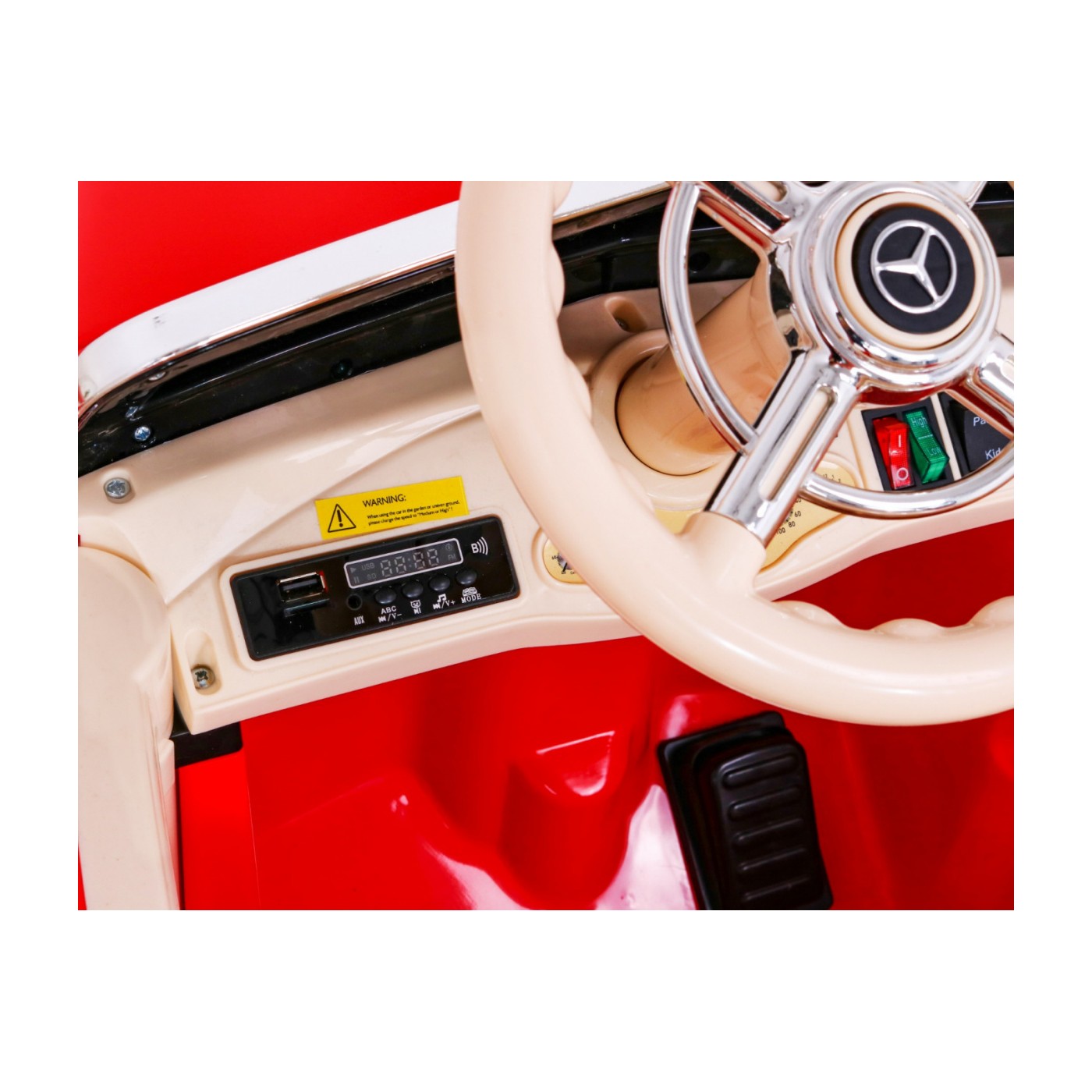 Mercedes Benz Retro 540A Dětská červená + Rodičovský režim + Dálkové ovládání + Audio panel + LED