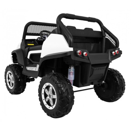 Mercedes BENZ UNIMOG Vozidlo Bílá