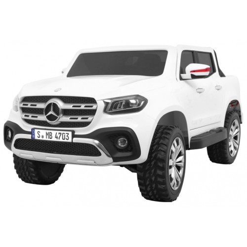 Mercedes Benz třída X dětská bílá dálkově napájená 4x4 MP4 kufr LED EVA