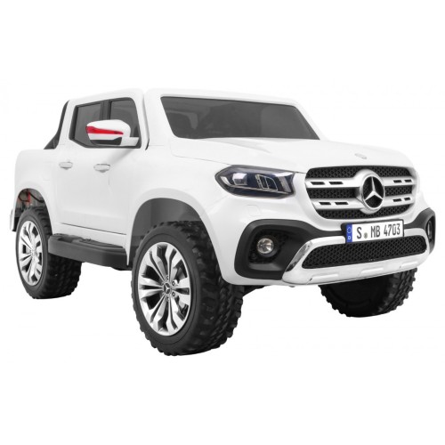 Mercedes Benz třída X dětská bílá dálkově napájená 4x4 MP4 kufr LED EVA