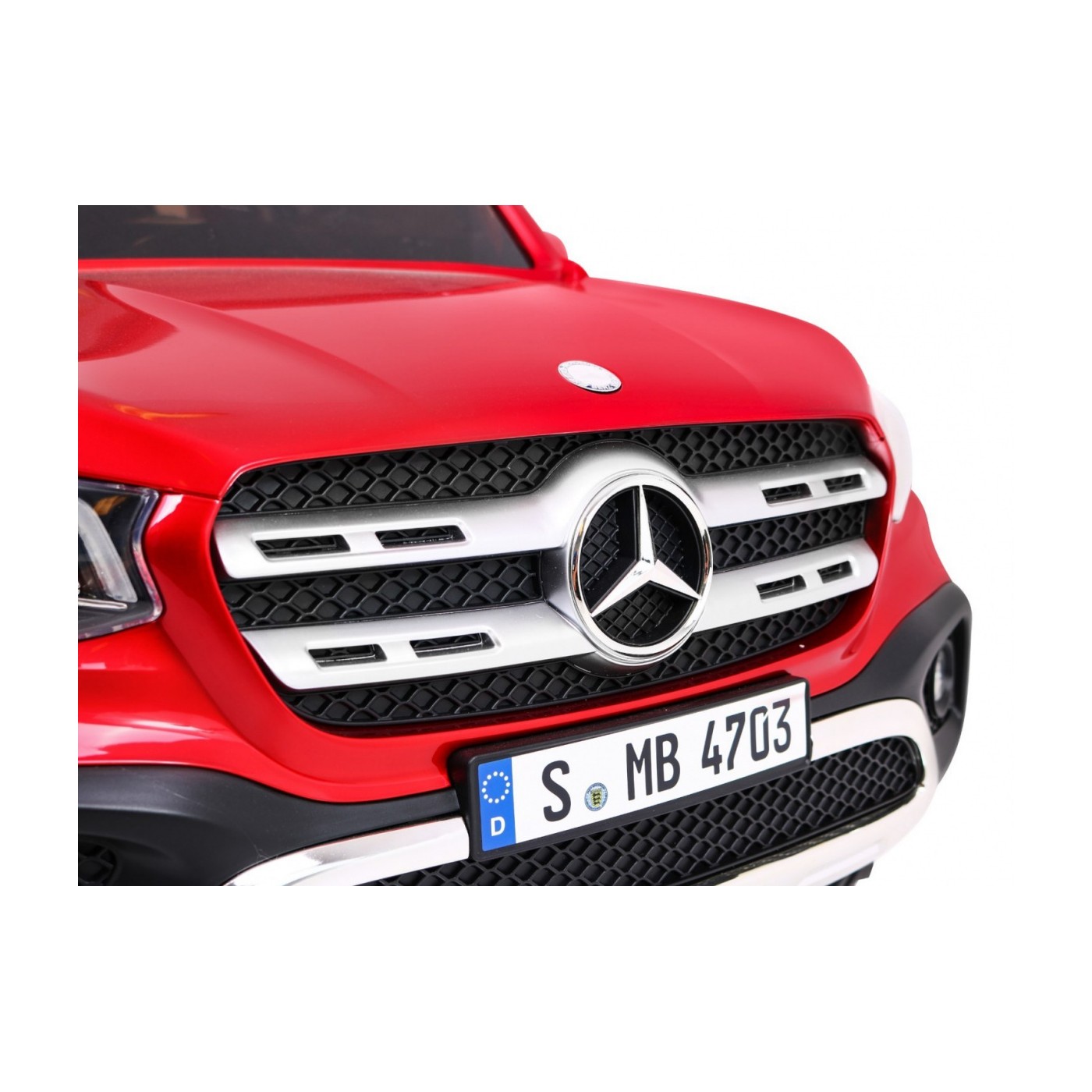 Dětský lak Mercedes Benz třídy X červený dálkový ovladač 4x4 MP4 kufr EVA