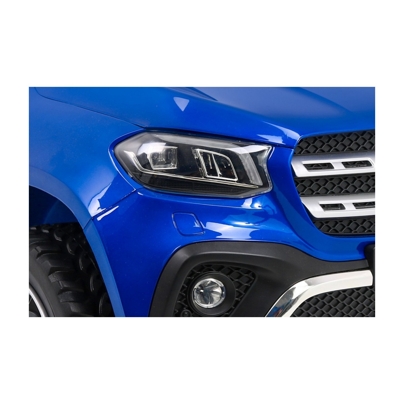 Dětský lak Mercedes Benz třídy X modrý dálkový ovladač 4x4 MP4 kufr EVA