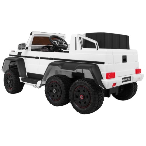 Auto Mercedes G63 6x6 Dětská bílá + 2 plynové pedály Nastavení sedadla LED Audio Kufr Rodičovský kufr