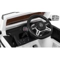 Auto Mercedes G63 6x6 Dětská bílá + 2 plynové pedály Nastavení sedadla LED Audio Kufr Rodičovský kufr