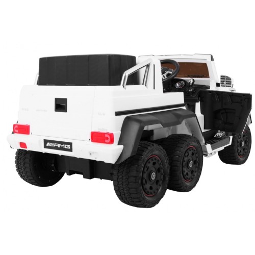 Auto Mercedes G63 6x6 Dětská bílá + 2 plynové pedály Nastavení sedadla LED Audio Kufr Rodičovský kufr