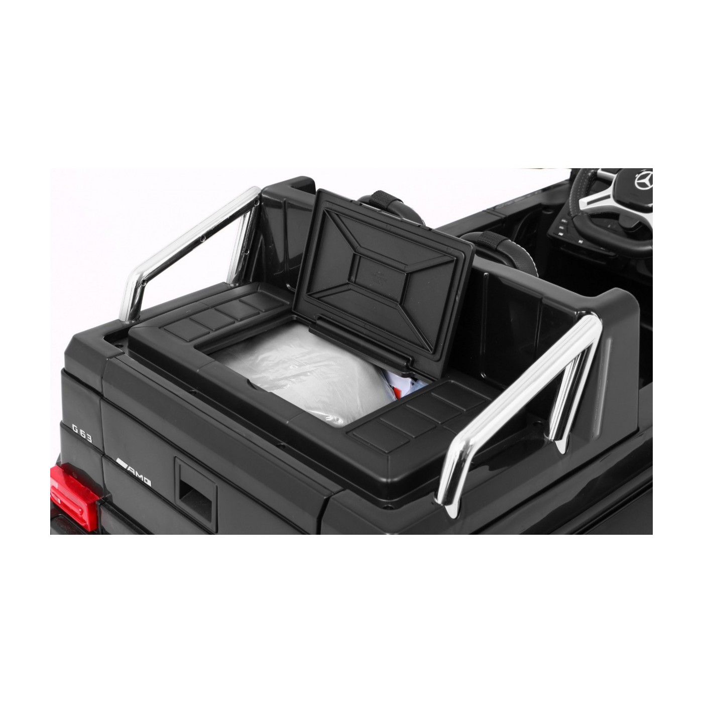 Mercedes G63 6x6 černá