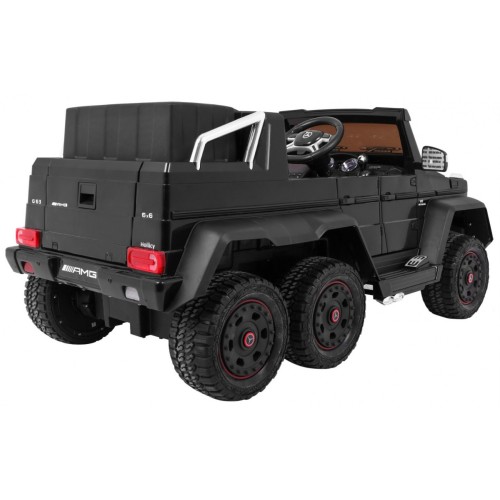 Mercedes G63 6x6 černá
