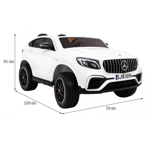 Vozidlo Mercedes GLC 63S bílá