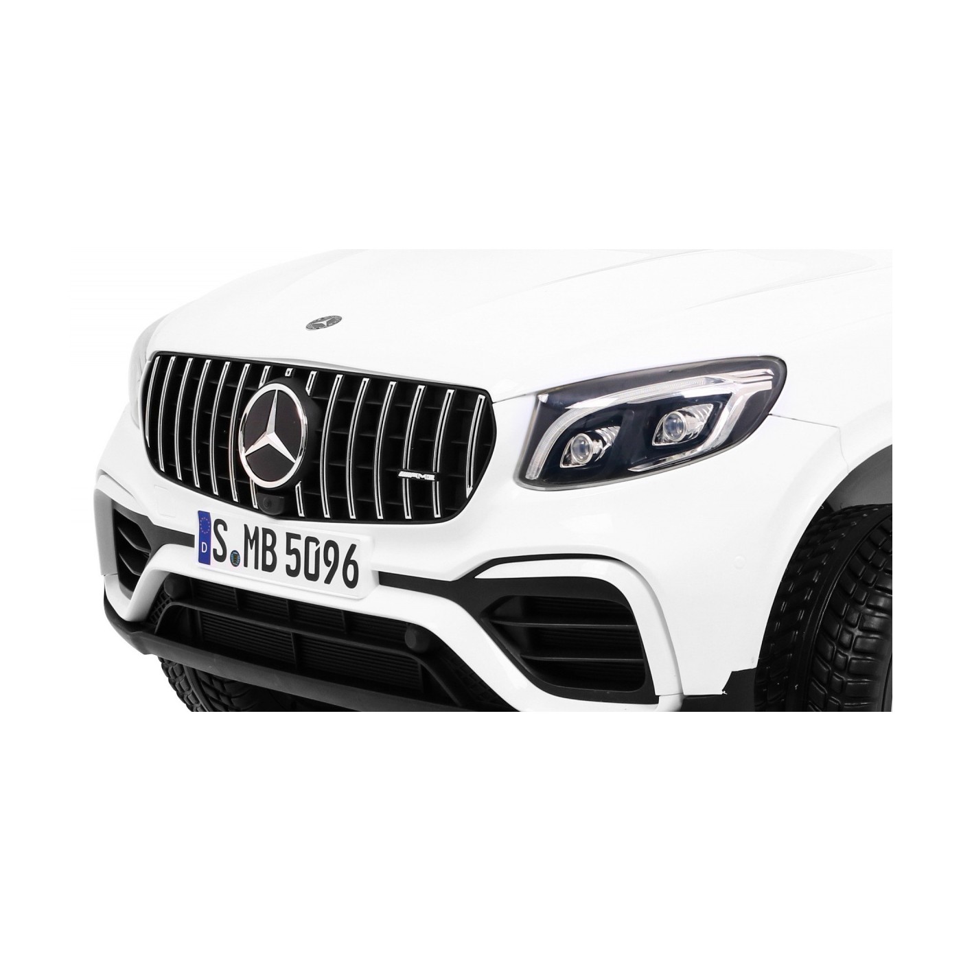 Vozidlo Mercedes GLC 63S bílá