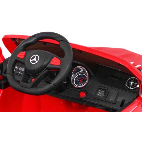 Vozidlo Mercedes SL400 červená