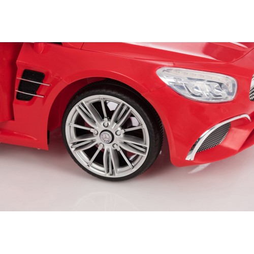 Vozidlo Mercedes SL400 červená