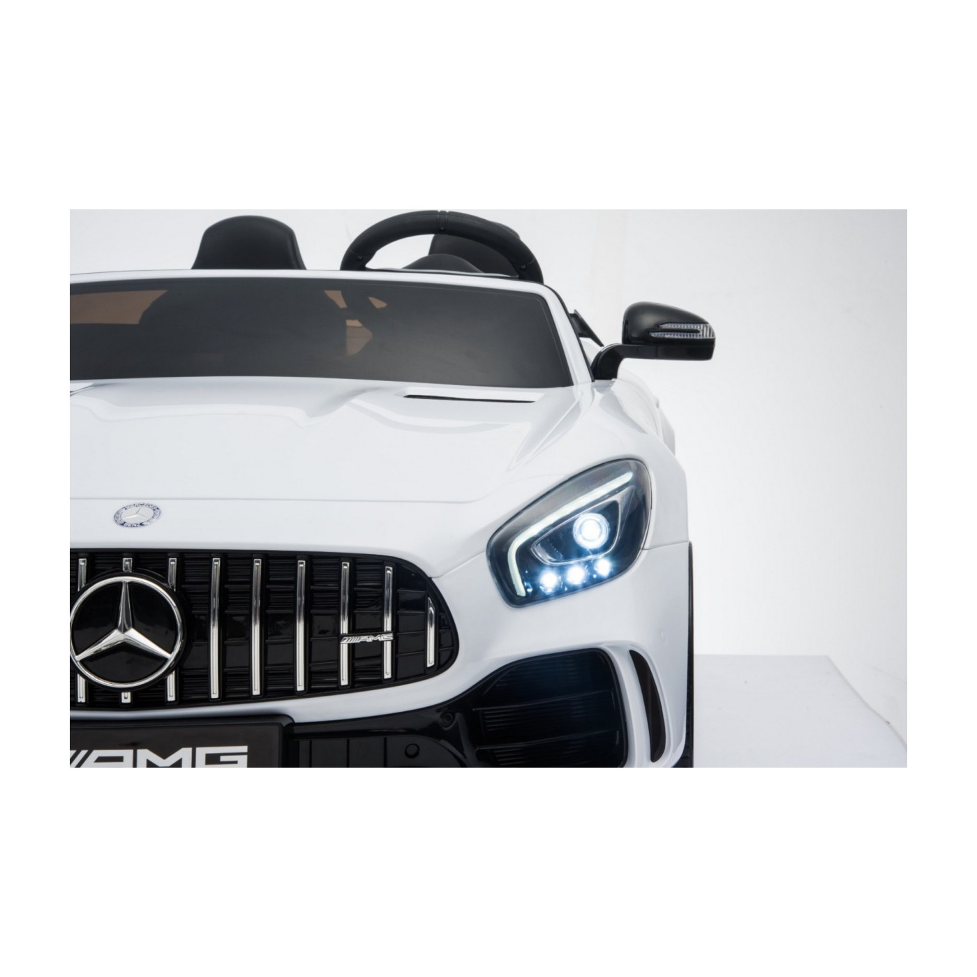 Mercedes-Benz GT R Dětský lak Bílá 4x4 Drive Air Supply Dálkové ovládání EVA MP3 LED