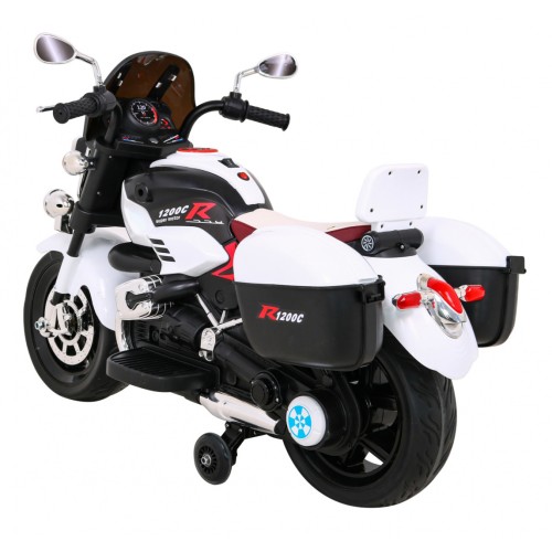 MOTOROVÉ vozidla 1200CR Bílý