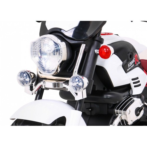 MOTOROVÉ vozidla 1200CR Bílý