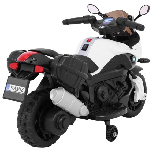 Vozidlo Motocykl shadow Bílá