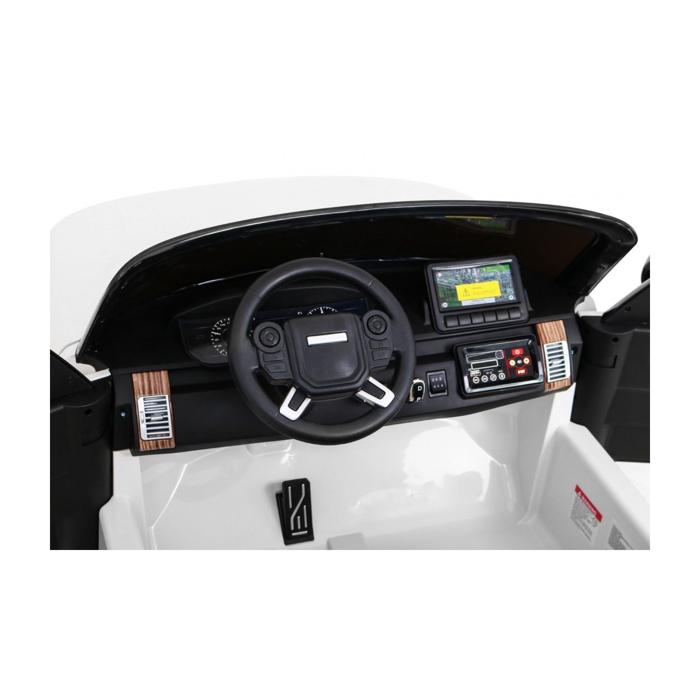 Range Rover HSE 2místné dětské auto bílé + dálkové ovládání + 5bodové pásy + audio panel + LED
