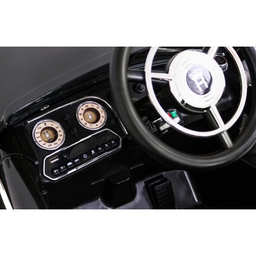 Vozidlo Retro Audi Horch 930V stříbrná