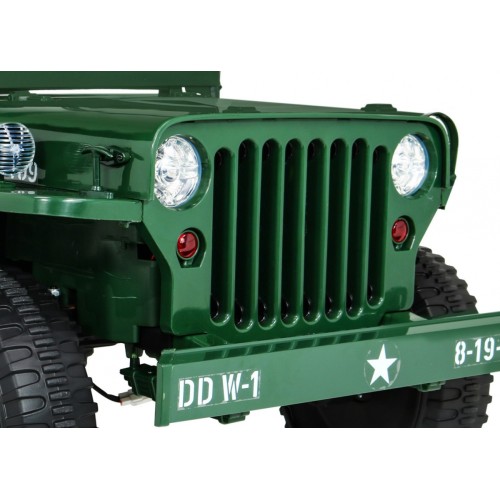 Retro vojenské auto pro 3 děti zelená + pohon 4x4 + úložné boxy + EVA + pomalý start + MP3 LED