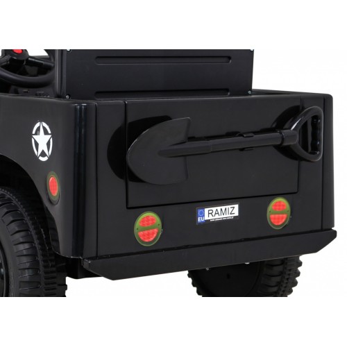 Vojenské auto Retro Kids černý + Naped 4x4 + Dálkové ovládání + 2 zavazadlové regály + Pomalý start + MP3 LED