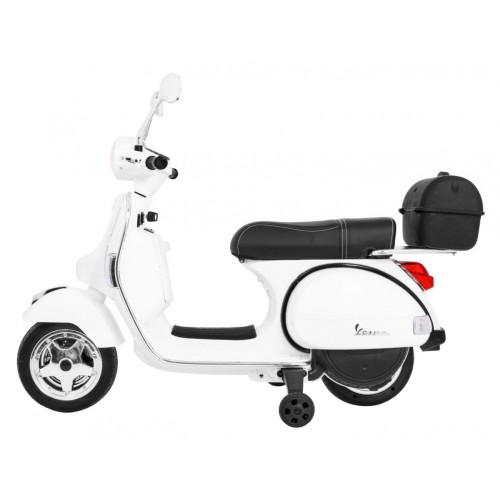 Vozidlo Vespa Scooter bílá