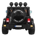 Offroadové vozidlo 4WD na plný úvazek černé