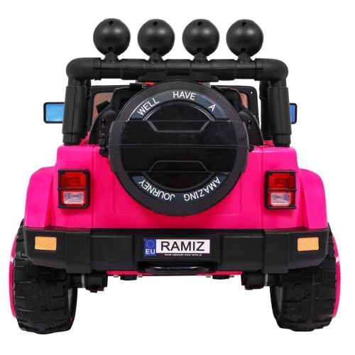 Offroadové vozidlo 4WD na plný úvazek růžové