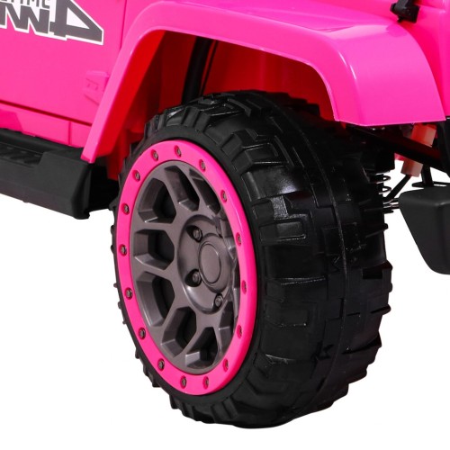 Offroadové vozidlo 4WD na plný úvazek růžové