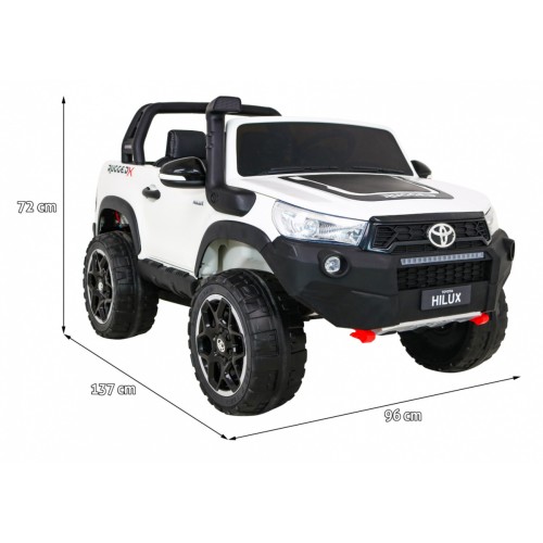 Vozidlo Toyota Hilux bílá