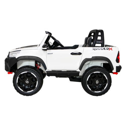 Vozidlo Toyota Hilux bílá
